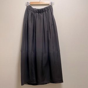 H&M dark brown linen elastic waist minimalist boho maxi skirt size small